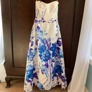 Alfred Sung Gown style D748